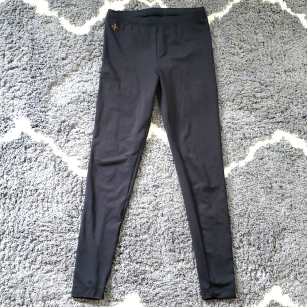 Tommie Copper leggings pants.